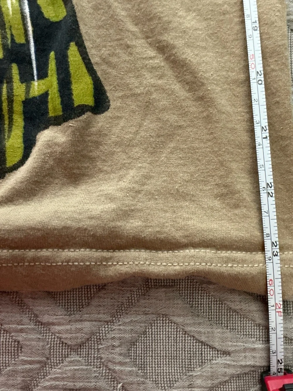 Billie Eilish Graphic Tee in Tan with Green & Black Art - Picture 4 of 4